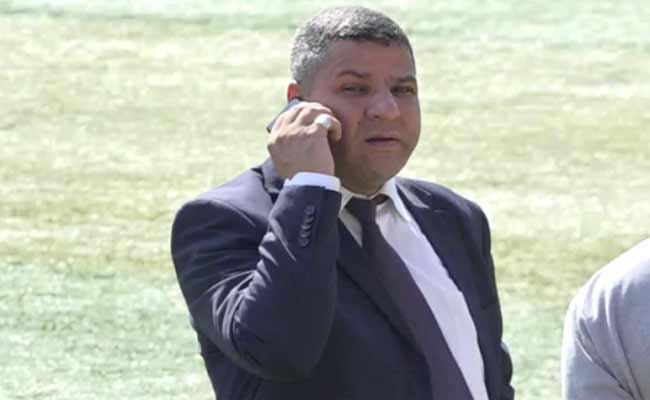 بوحفص يخلق أزمة في شباب بلوزداد
