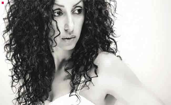 كريمة نايت تطلق جولتها الغنائية الصيفية من تولوز الفرنسية