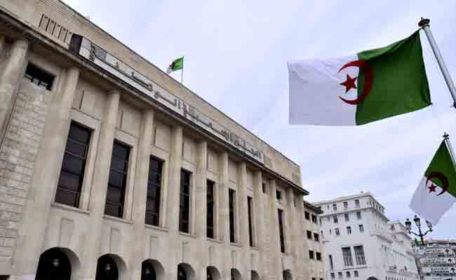 عرض و مناقشة ثلاث مشاريع قوانين غدا الإثنين في جلسات علنية