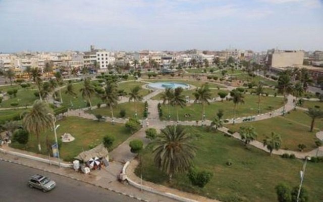 التحالف  يسيطر على مدخل مطار الحديدة