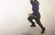 الشرطة تبحث عن المجرم 