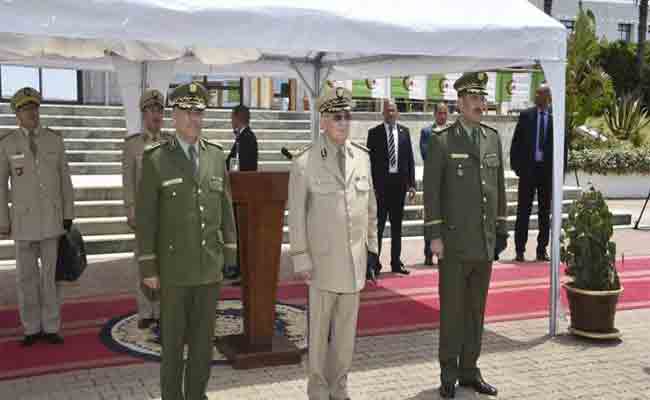تنصيب العميد غالي بلقصير قائدا جديدا للدرك الوطني خلفا للواء مناد نوبة