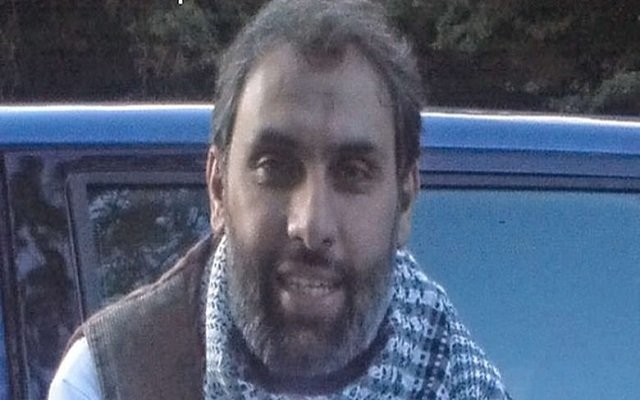اخطر إرهابي بفرنسا يعود للجزائر
