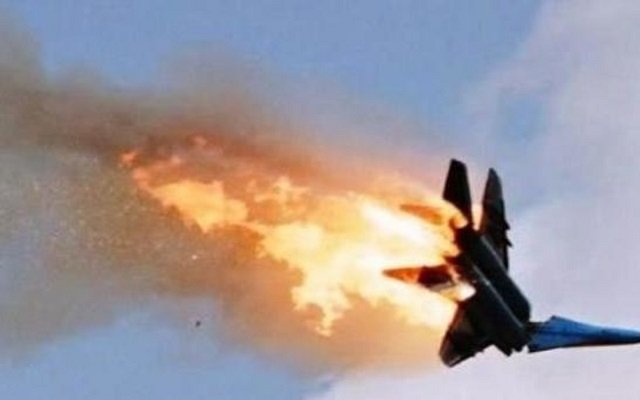 إسرائيل أسقطت طائرة حربية سورية وأنباء عن مقتل قائدها