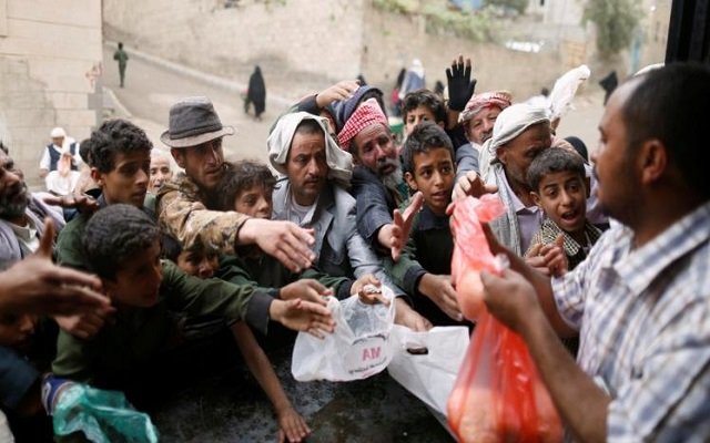ارحموا عزيز قوم ذل اليمن على حافة المجاعة