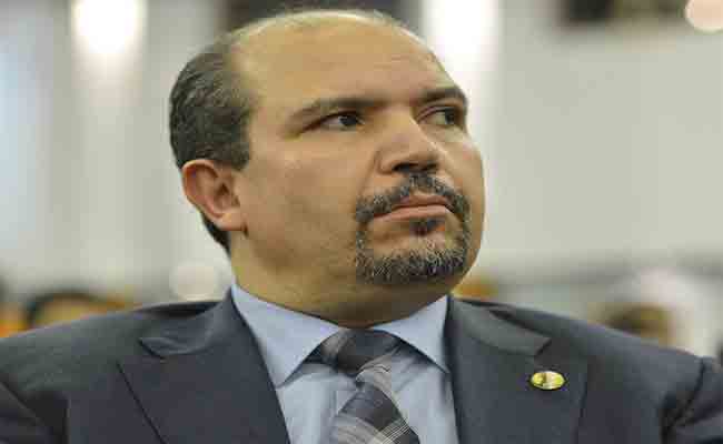 عيسى يجري محادثات مع المنسق المكلف بمكافحة الإرهاب بكتابة الدولة الأمريكية