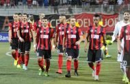 الكاف يعاقب 4 لاعبين من الاتحاد