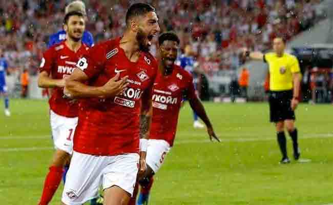 مدافع جديد يدق أبواب الخضر