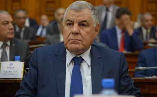 قيطوني يعلن عن تخفيض تسعيرة استهلاك الكهرباء لفائدة ساكنة الجنوب