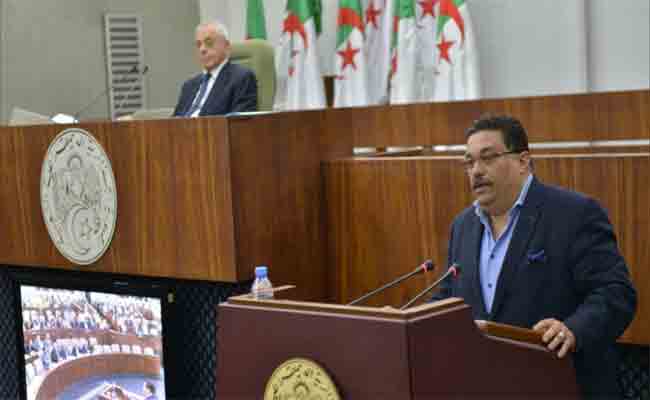 المجموعة البرلمانية للأحرار بالمجلس الشعبي الوطني تدعو الشعب إلى أن