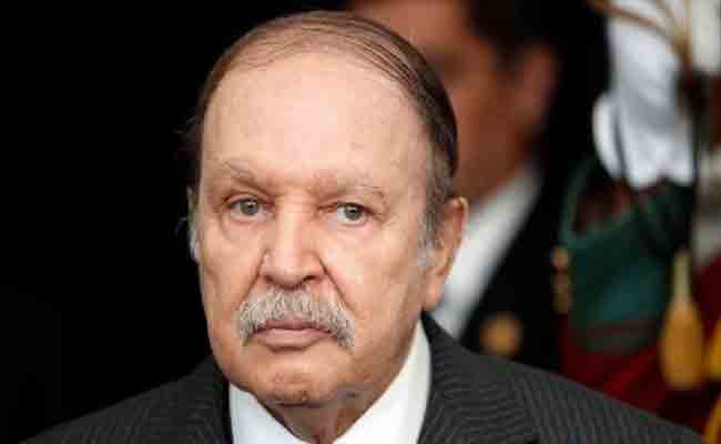 رئيس الجمهورية يجري تغييرا في الهيئات المركزية لوزارة الدفاع الوطني
