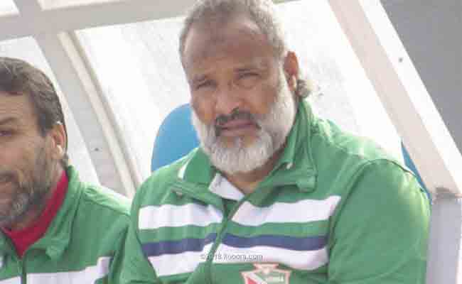 الوزاني يطالب بحل المشاكل المالية