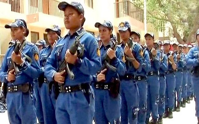أول وحدة تدخل سريع نسائية في العالم