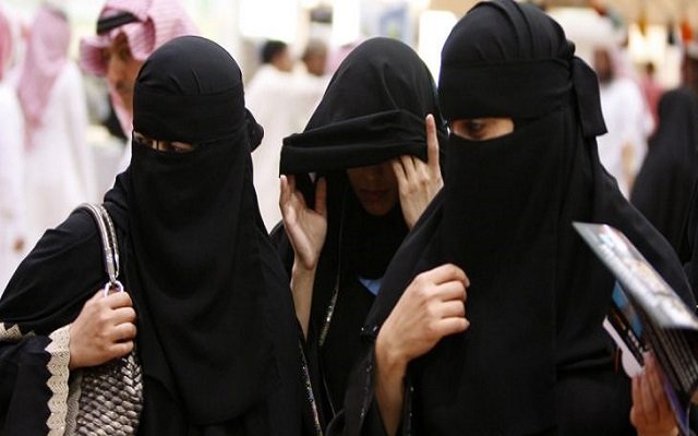 ذباب بن سلمان وراء هاشتاغ 