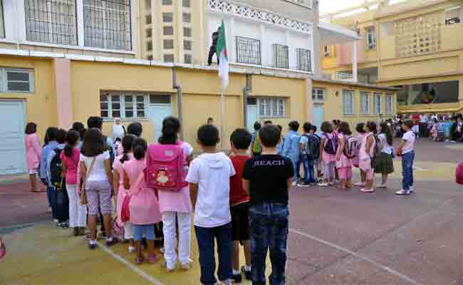 التحاق أكثر من 9 ملايين تلميذ وتلميذة بمقاعد الدراسة غدا الأربعاء