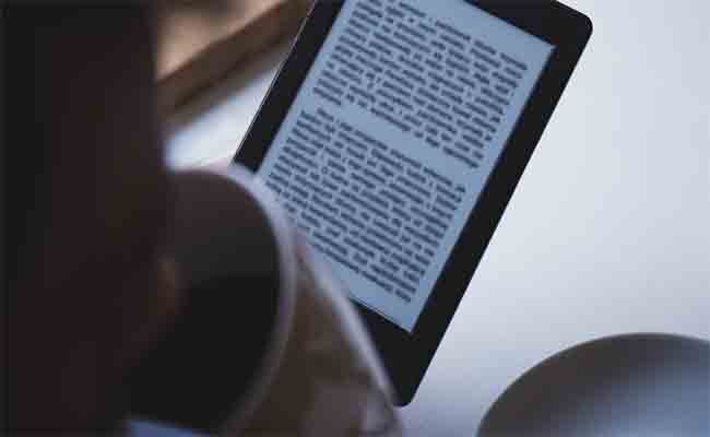 مكتبة الكترونية لركاب مترو الأنفاق في موسكو