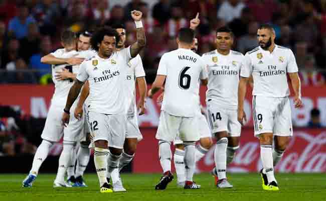 ريال مدريد يكتسح روما بثلاثية