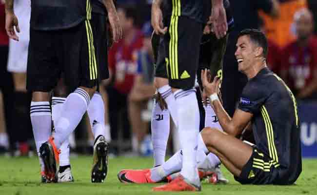 الاتحاد الأوروبي يحقق في طرد رونالدو
