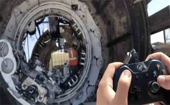 شركة إيلون موسك تدير أدواتها عبر عصي التحكم Xbox