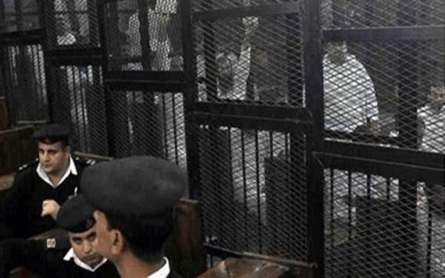 فرنسا تدعو مصر لوقف أحكام الإعدام الجماعية