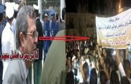 نظام الحركي يرعب المواطنين المحتجين بورقة الجنرال توفيق