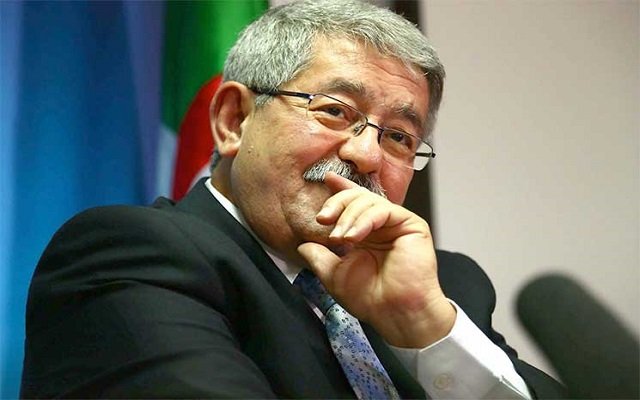 مواطنون يهددون بحرق أويحيى و مير يدعوا المواطنين لحرق أنفسهم !!