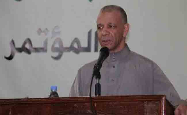 بن قرينة يدعو إلى ضرورة