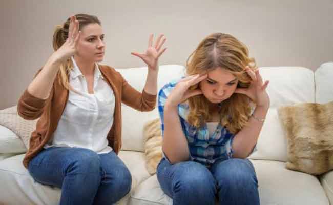 اللامبالاة عند المراهق... أسبابها تربوية وحلولها في يدكم