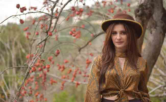 كنزة مرسلي تخطف جائزة أفضل فنانة في شمال افريقيا وغربها