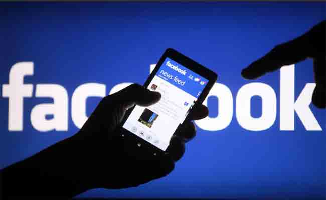 تلميذ يسرق 500 مليون من قاصر بعد أن وعدها بالزواج عبر الفايسبوك