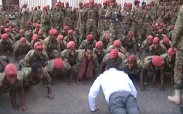 كيف أنقذت تمارين الضغط رئيس إثيوبيا من القتل وانقلاب محتوم