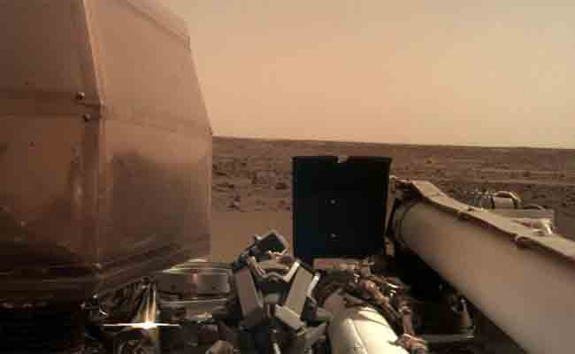 المسبار Insight يرسل أول الصور من الكوكب الأحمر