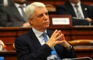 لوح يستعرض بالخرطوم المقاربة الجزائرية في مكافحة الإرهاب