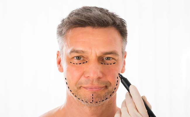 إختيار جراح التجميل... قرار مصيري!