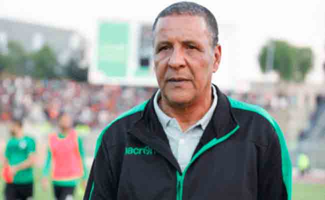 شباب بلوزداد يطالب بانتداب لاعبين
