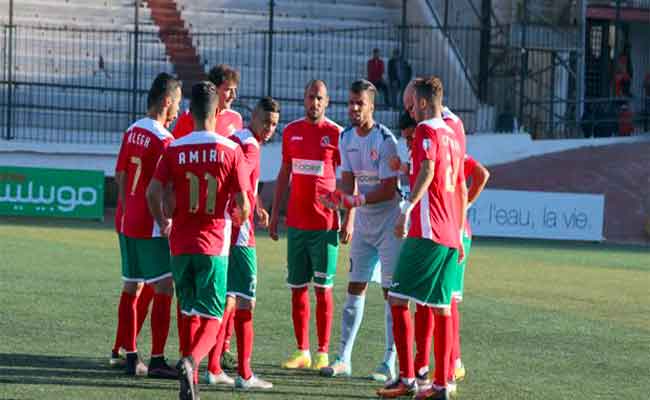 لاعبو بلعباس يطالبون بمستحقاتهم