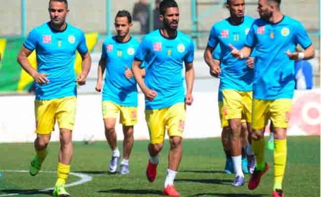 شبيبة القبائل يجري تربصا بالمغرب