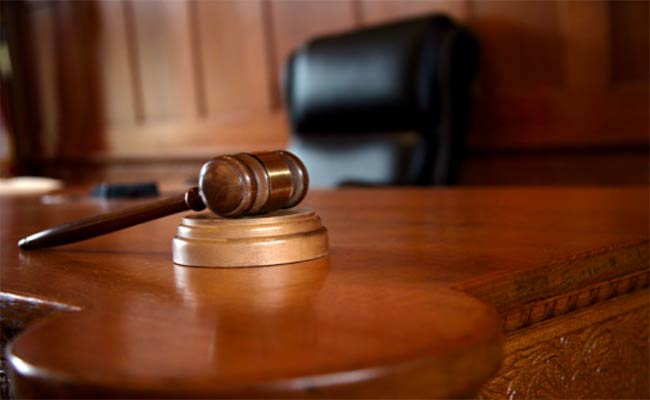 الحكم بالمؤبد غيابيا على شابين تورطا في جريمة قتل عشريني و فرا إلى الخارج