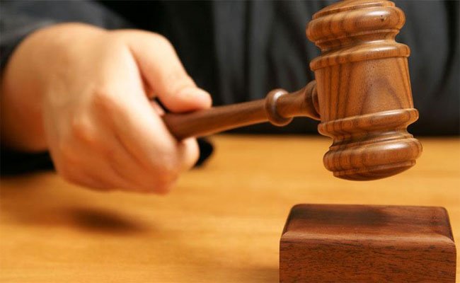 التماس عقوبة 15 عاما سجنا في حق متورطين في قتل ستيني بضربة رأسية