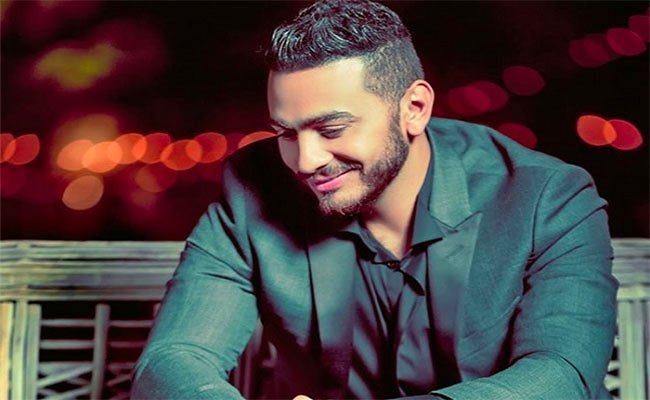 تامر حسني يتربع ب