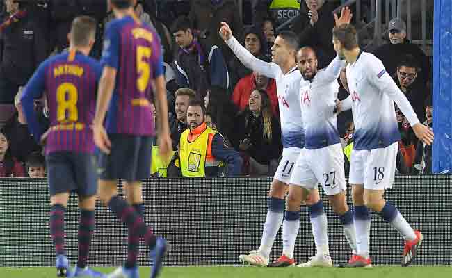 توتنهام يفرض التعادل على برشلونة