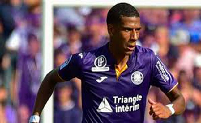 اليوفي ينافس برشلونة لضم نجم تولوز