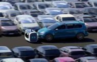 مطار جاتويك سوف يختبر روبوت لركن السيارات