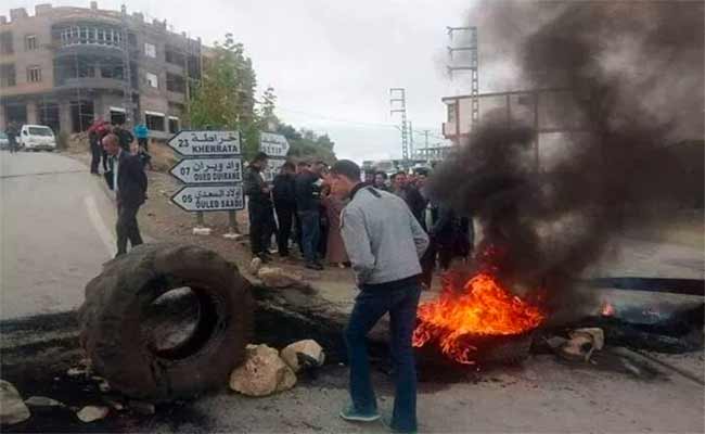 انتفاضة ساكنة بلدية بوعنداس بسطيف بعد تماطل السلطات الوصية في بناء مستشفى