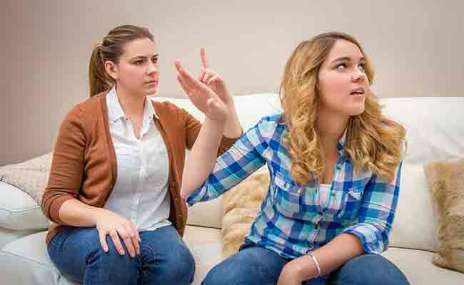 إحذروا هذه العوامل... فهي تزيد من خطر إنتحار المراهقين!
