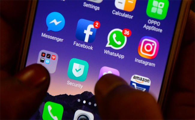 العديد من تطبيقات أندرويد ترسل البيانات إلى فيسبوك