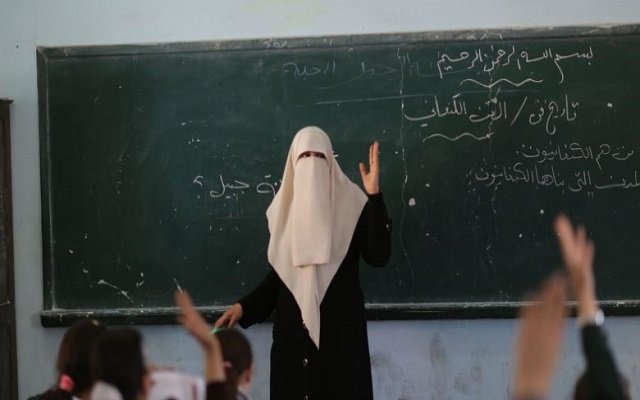 إيداع 3 مديري إقامات جامعية تحت الرقابة القضائية وطرد أستاذتين بسبب ارتدائهما النقاب