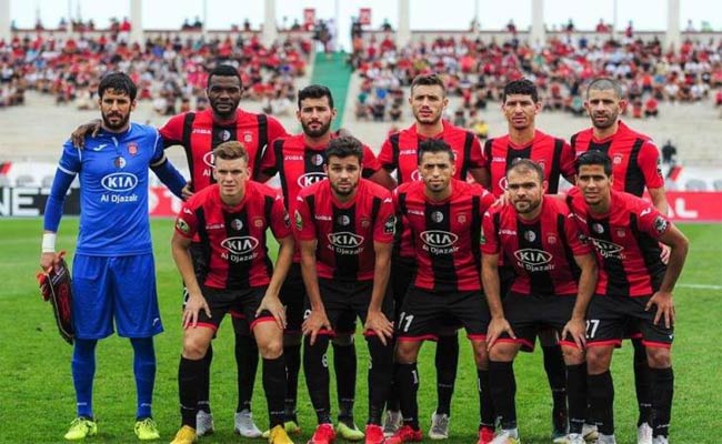 إتحاد العاصمة يتصدر الرابطة المحترفة