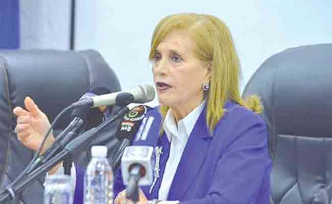 المجلس الوطني لحقوق الإنسان يدعو إلى تفعيل الدستور