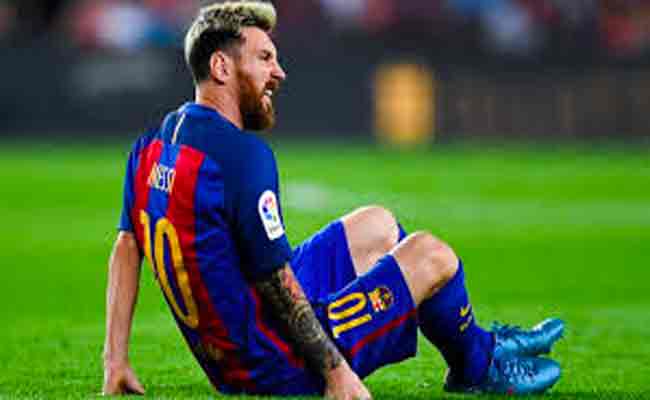 ميسي يصاب وصدمة في برشلونة